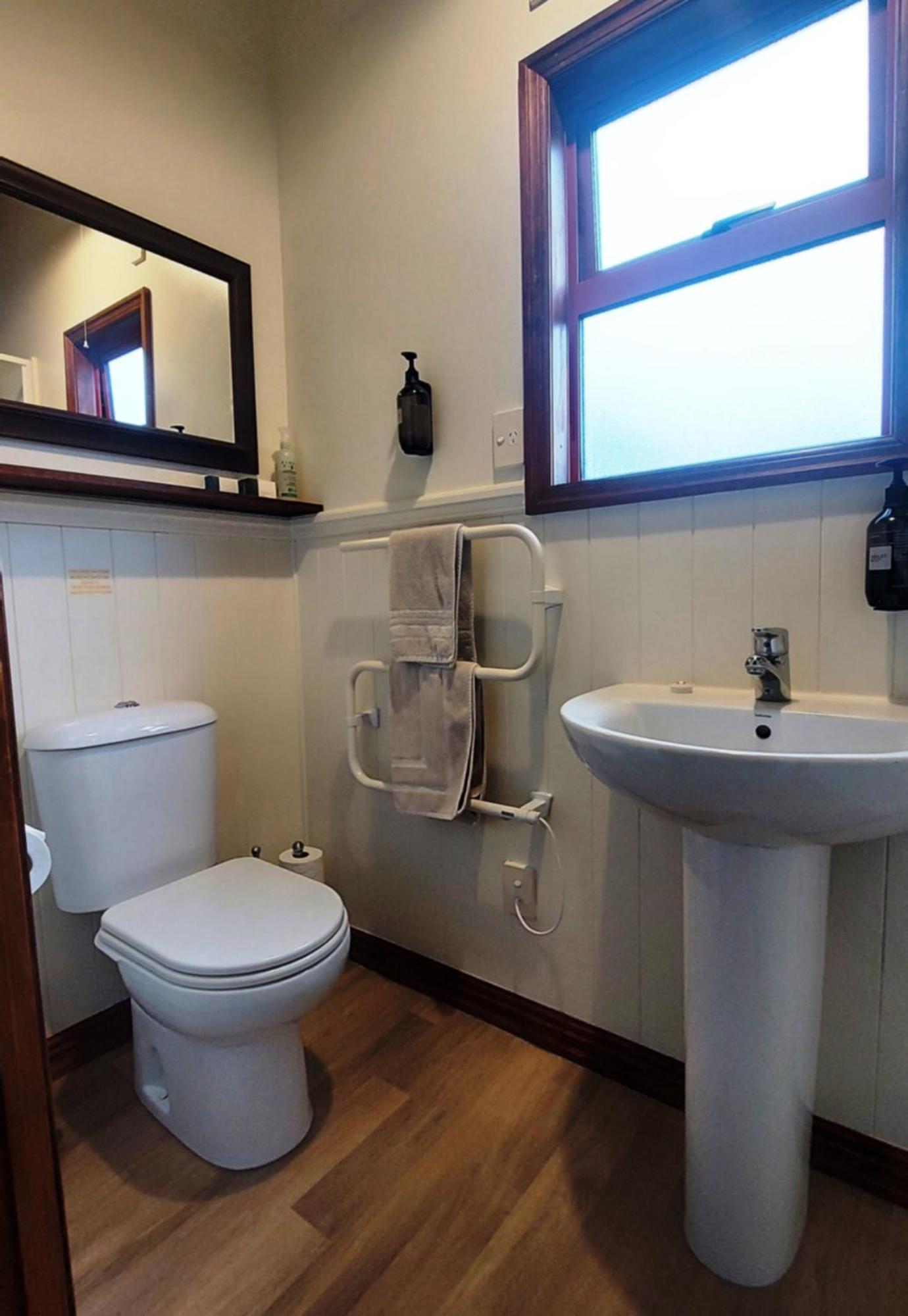 Country Lodge Kinloch Lago Lago Taupo Exterior foto